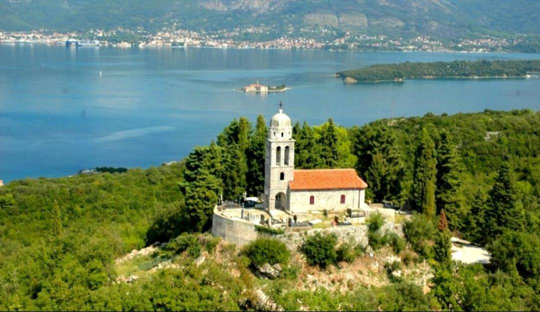 Sea Mona Apartment Tivat